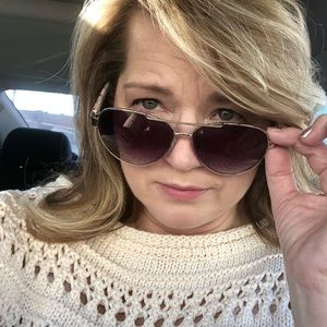 Meet your Posher, Sonia